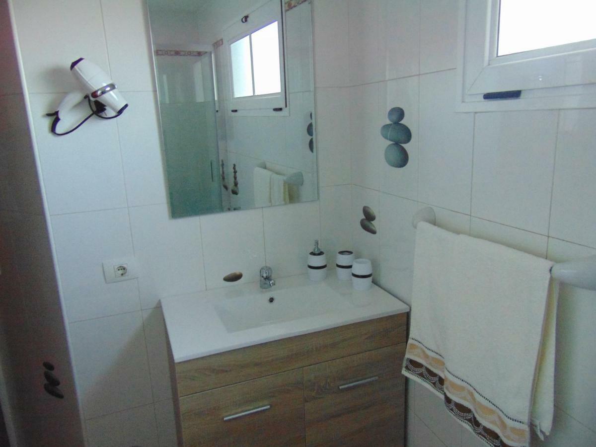 Aeropuerto Apartment Carrizal Екстериор снимка