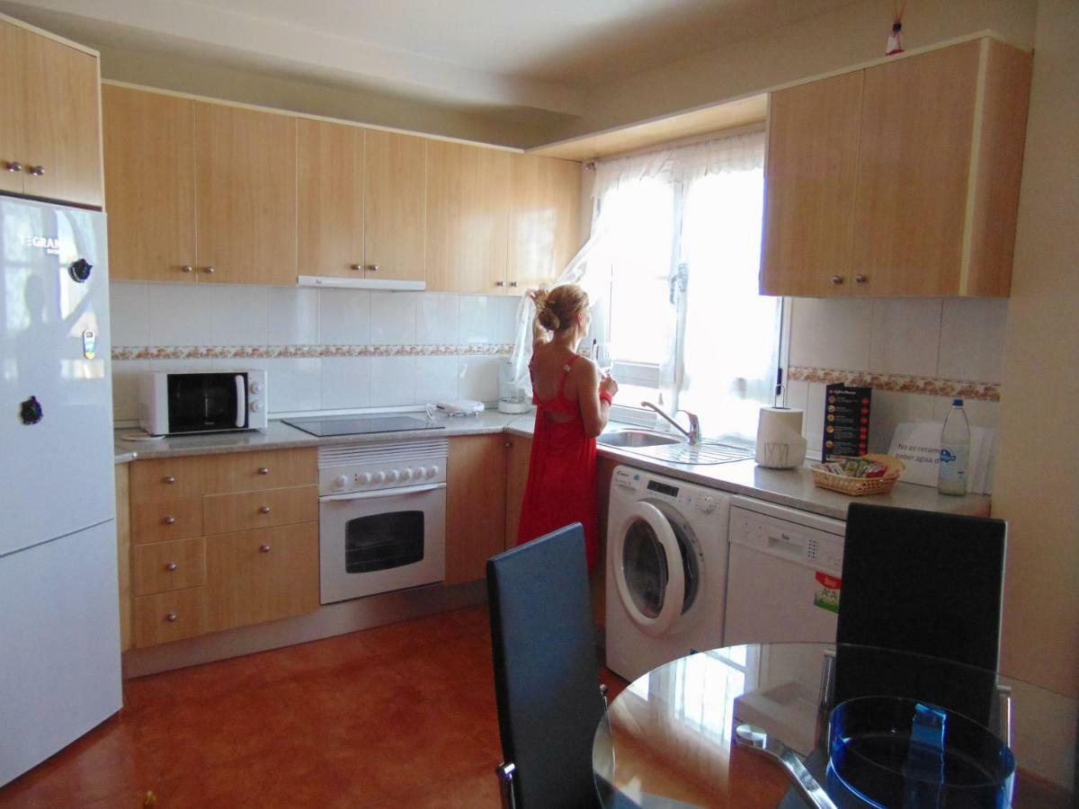 Aeropuerto Apartment Carrizal Екстериор снимка
